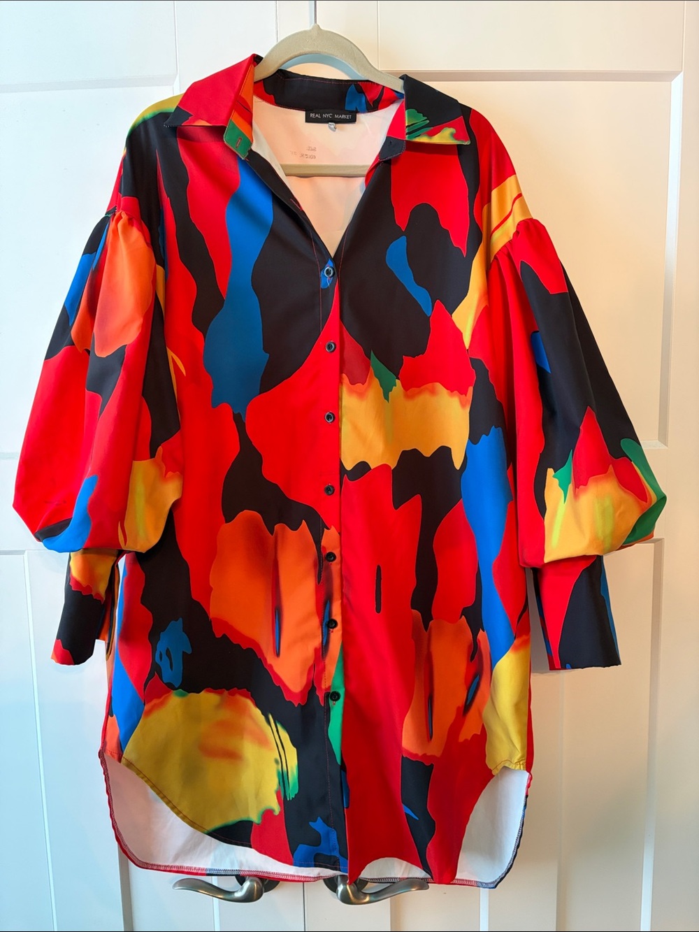 Bold Multi-Color Button-Front Balloon Sleeve Top XL